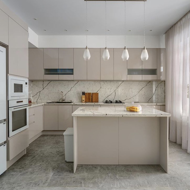 LINE. LUXURIOUS KITCHEN WITH AN ISLAND