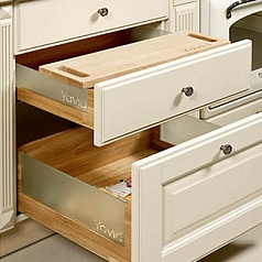 Ящик из дуба со стеклянными боковыми вставками